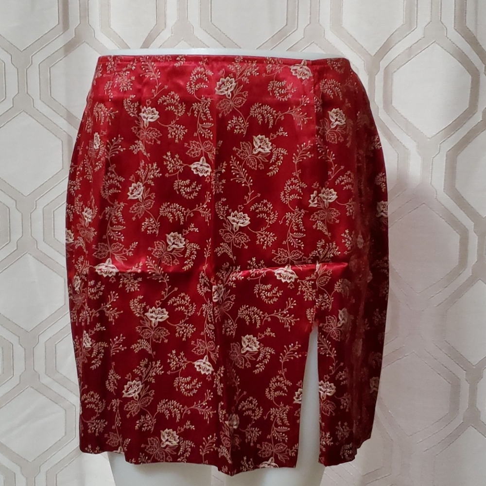 Sateen oriental styled mini with slit